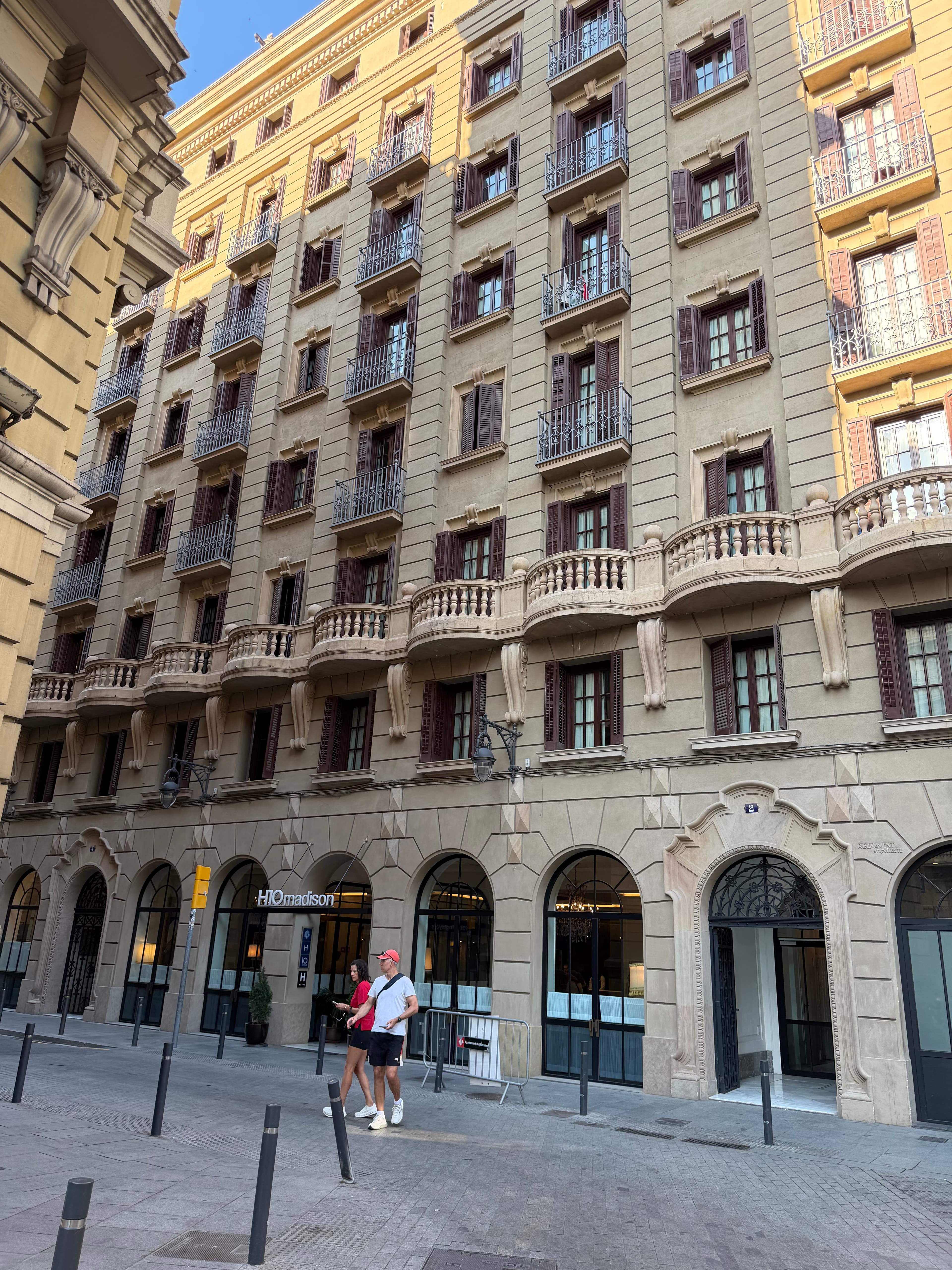 Arrival to Barcelona, the final destination during our trip